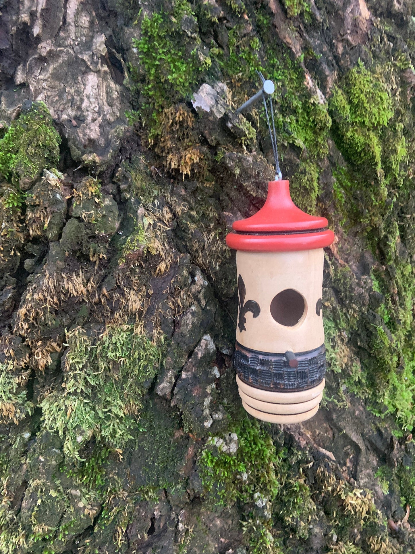 Handmade Hummingbird House: Fleur de Lis Wooden Birdhouse