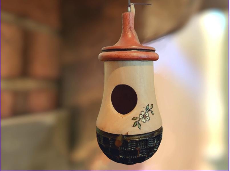 Sweet Daisy Hummingbird House Nester Artisan Gift