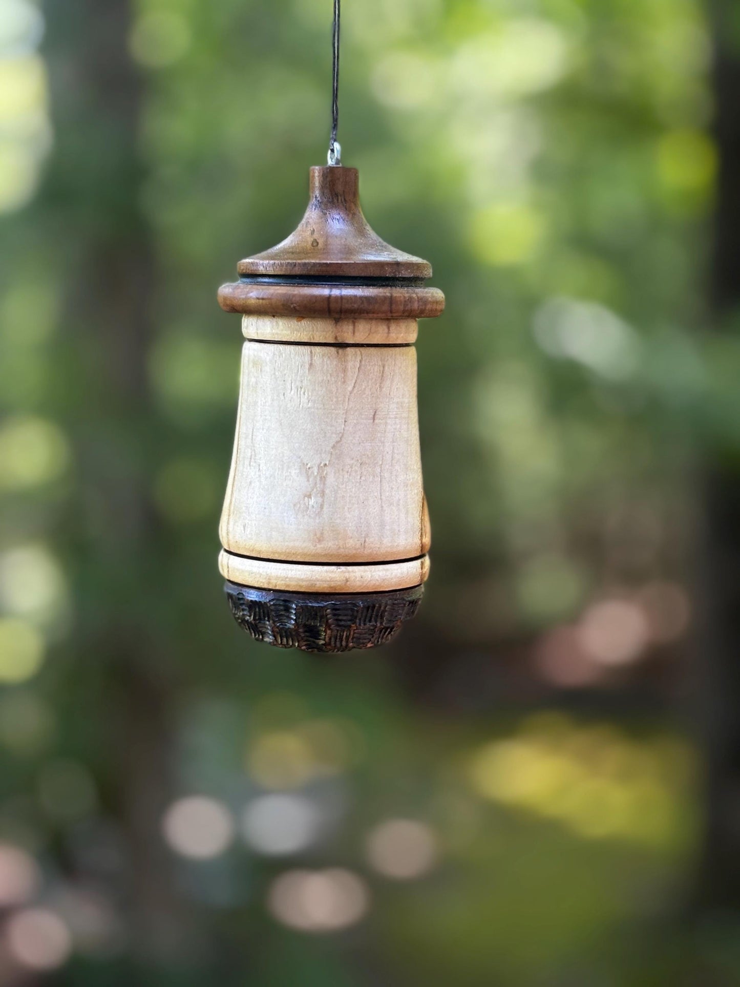 Ambrosia Maple Handmade Hummingbird Birdhouse, Natural and Eustic Bird Lover Decor